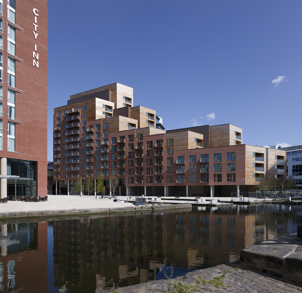 WATERMANS PLACE GRANARY WHARF LEEDS CZWG WEST ELEVATION WITH CANAL