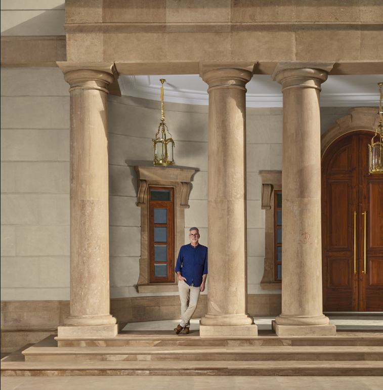 The portico scale
